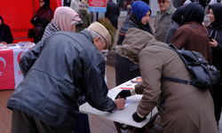 Eskişehir’de emekliler için imza kampanyası