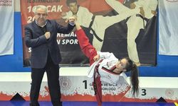 İsa Şahin Büyükler Tekvando İl Birinciliğinde heyecan yaşandı