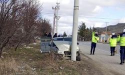 Afyon'da feci kaza: Anne öldü, oğlu yaşam mücadelesi veriyor!