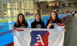 Eskişehirli yüzücüler finallere katılmaya hak kazandılar