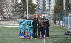 Gökmeydanspor galibiyet hedefi ile çalışıyor