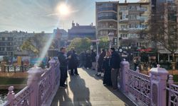 Eskişehir'in soğuk havası turistleri durdurmadı!