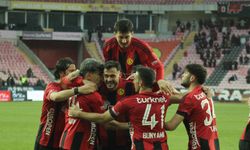 Eskişehirspor rövanş maçında gol oldu yağdı