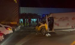 Eskişehir'deki kaza can aldı: Park halindeki tıra çarptı!