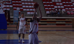 16 sayı ile takımı sırtladı