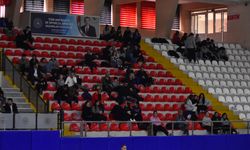 Eskişehir'de hentbol maçına ilgi yoktu