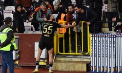 Jakob tebrikleri kabul etti