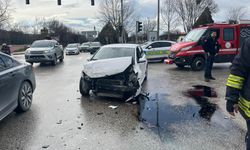 Eskişehir'de vakaya giden ambulans kaza yaptı!