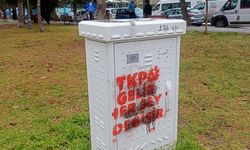 Eskişehir'de vandalların hedefi pano oldu!