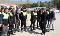 Sivrihisar Belediyesi personeline bayram ikramiyesi