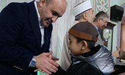 Gürhan Albayrak bayram namazını Reşadiye Camii’nde kıldı