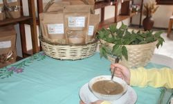 Isırgan Otlu Tarhana çorbası Ramazan ayının vazgeçilmezi