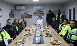 Ünlüce, gece mesaisindeki işçilerle sahur sofrasında buluştu