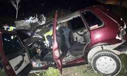 Emet'te otomobil şarampole yuvarlandı