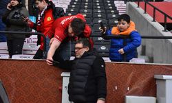 Fotoğraf çektirebilmek için birbirleri ile yarıştılar