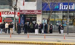 Eskişehir’de resmi işlemlerde öğle yoğunluğu dikkat çekti