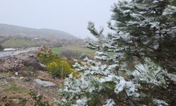 Kütahya’da Nisan ortasında kar sürprizi