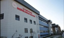 Fabrika inşaatında korkutan kaza: İşçi 6 metreden düştü!