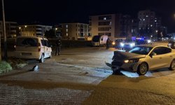 Eskişehir trafiğinde pes dedirten çarpışma: Biri ehliyetsiz, diğeri alkollü!