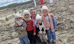 Seyitgazi’de yanan ormanlık alanda 1000 fidan toprakla buluştu