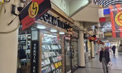 Eskişehir'de çarşı siyah-kırmızıya boyandı!