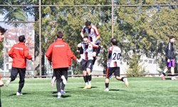 Akarbaşıspor puan azaltmak kapatmak istiyor