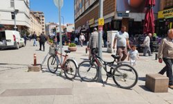 Eskişehir’de kaldırımlarda bisiklet karmaşası