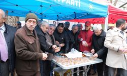 Eskişehir İYİ Parti'den lokma dağıtımı!