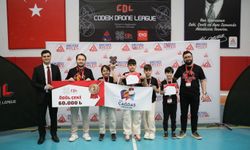 Eskişehirli öğrenciler'den CODEIX Drone Turnuvasında Türkiye 3.lüğü!