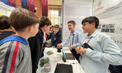 Eskişehir Bahçeşehir Koleji öğrencileri projeleriyle rekor kırdı!