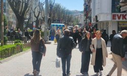 Eskişehir'de güneş yüzünü gösterdi, tezgahta ürünler de değişti!