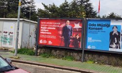 Atatürk Bulvarı kırmızı beyaza büründü!