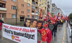 Eskişehir’de 1 Mayıs coşkusu: Yağışa rağmen meydan doldu