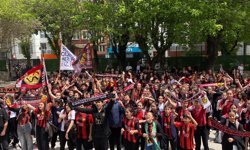 Eskişehirspor’a öğrencilerden moral desteği