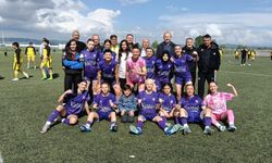 Akıncılarspor Kadın futbol takımı başarısı devam ediyor
