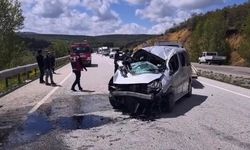 Eskişehir istikametinden giden araç karşı şeride geçti!