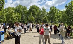 Eskişehir’de YKS heyecanı! Son saniyede yetişen de oldu, kapıda kalan da...