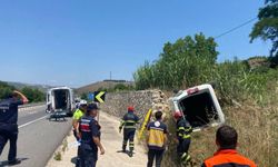 Bilecik'te feci kaza: Araçta sıkışan sürücü kurtarıldı