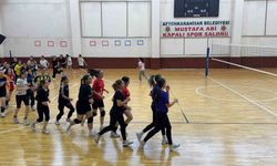 Belediye Yüntaş voleybol takımı geleceğin yıldızlarını arıyor
