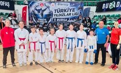 Eskişehirli karateciler kürsüyü bırakmadı