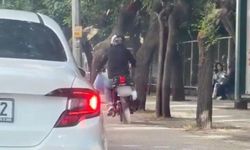 Eskişehir'de kuralları hiçe saydı: Yayaları tehlikeye attı!