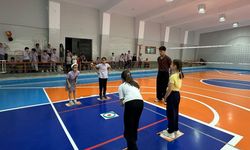 Sınıflar arası Hemsball Turnuvası'nda heyecan yaşandı