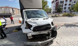 Eskişehir'de kaza sonrası yumruklar konuştu: 7 kişi hastanelik oldu!