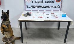 Jandarmadan uyuşturucu baskını! Eskişehir’de 2 şüpheli yakalandı!
