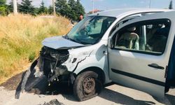 Afyonkarahisar'da korkutan kaza: 4 kişi yaralandı
