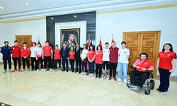 Başarılı sporcuları konuk etti