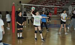 Sağlıkspor'da geleceğin voleybolcuları yetişecek