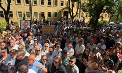 CHP Eskişehir’de anahtar krizi: Yalaz anahtarı kapıya astı!