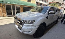 Eskişehir’de eski sevgili iddiası: Park halindeki pikabın lastikleri kesildi