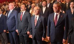 Özgür Özel Eskişehir’de partililerle buluştu: Grup toplantısı başladı!